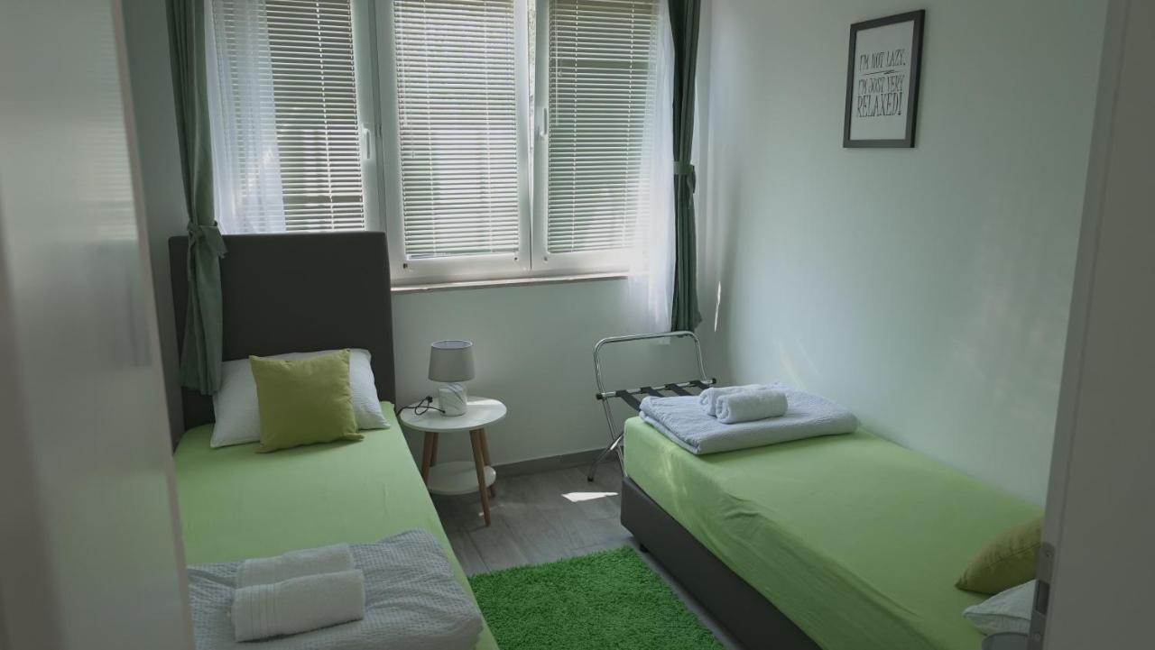 Apartments Bestak Крк Экстерьер фото